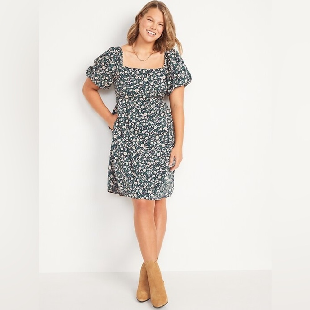 Old Navy Puff Sleeve Floral smocked Dress size 4X (28W)